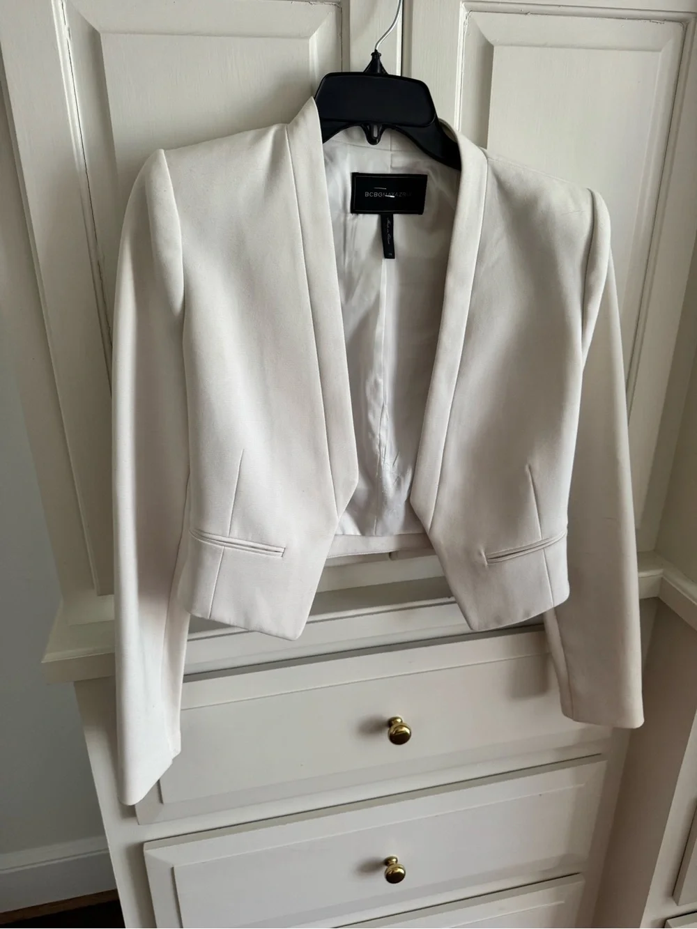 BCBGMaxAzria White Cropped Open-Front Blazer - Picture 6 of 7